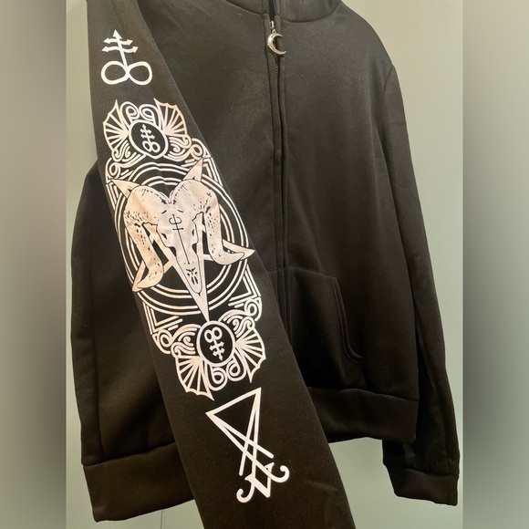 NWOT Mystical Baphomet Print Black Gothic Jacket - Picture 8 of 15